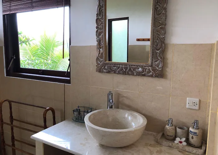 Pensión Nirarta Center For Living Awareness Sidemen (Bali)